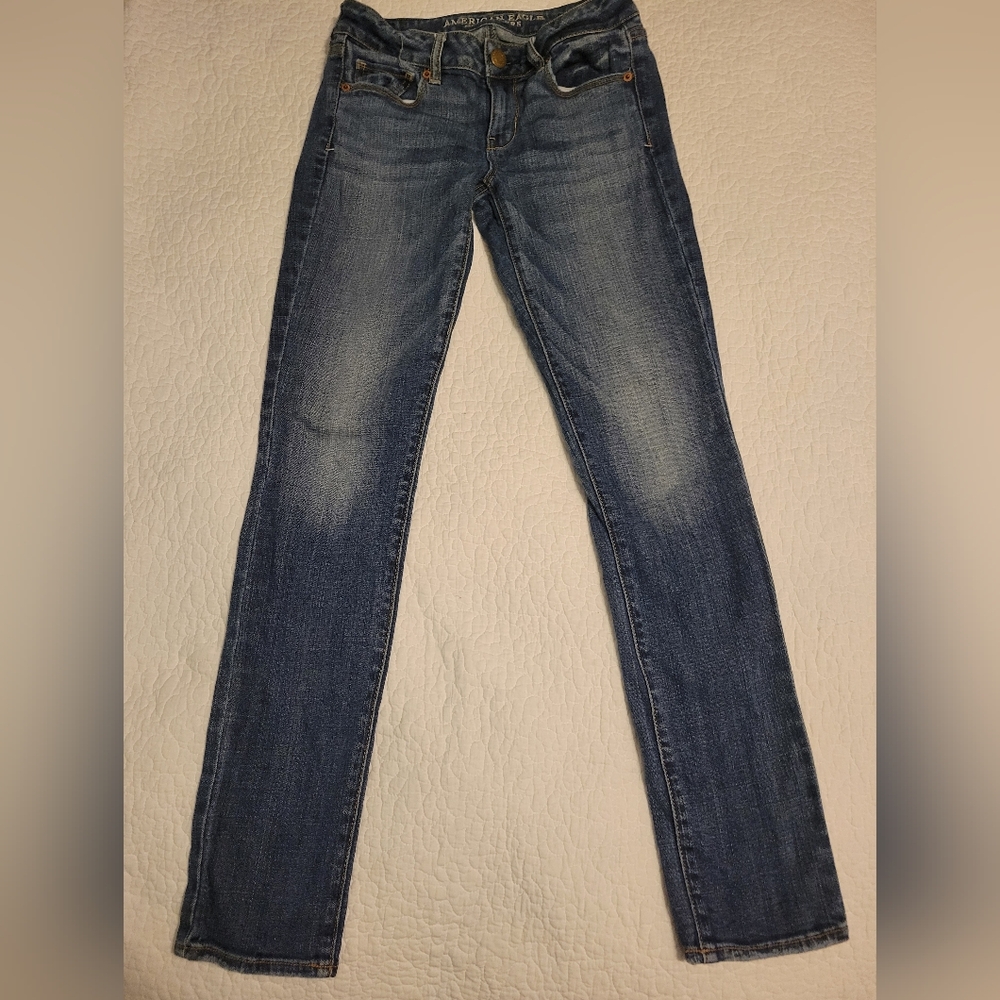 AE Classic Blue Women's Jeans, Size 2, Skinny Stretch